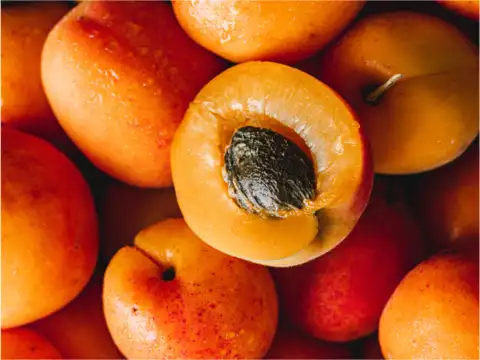  Apricots, cherries, plums: fruit treats with control