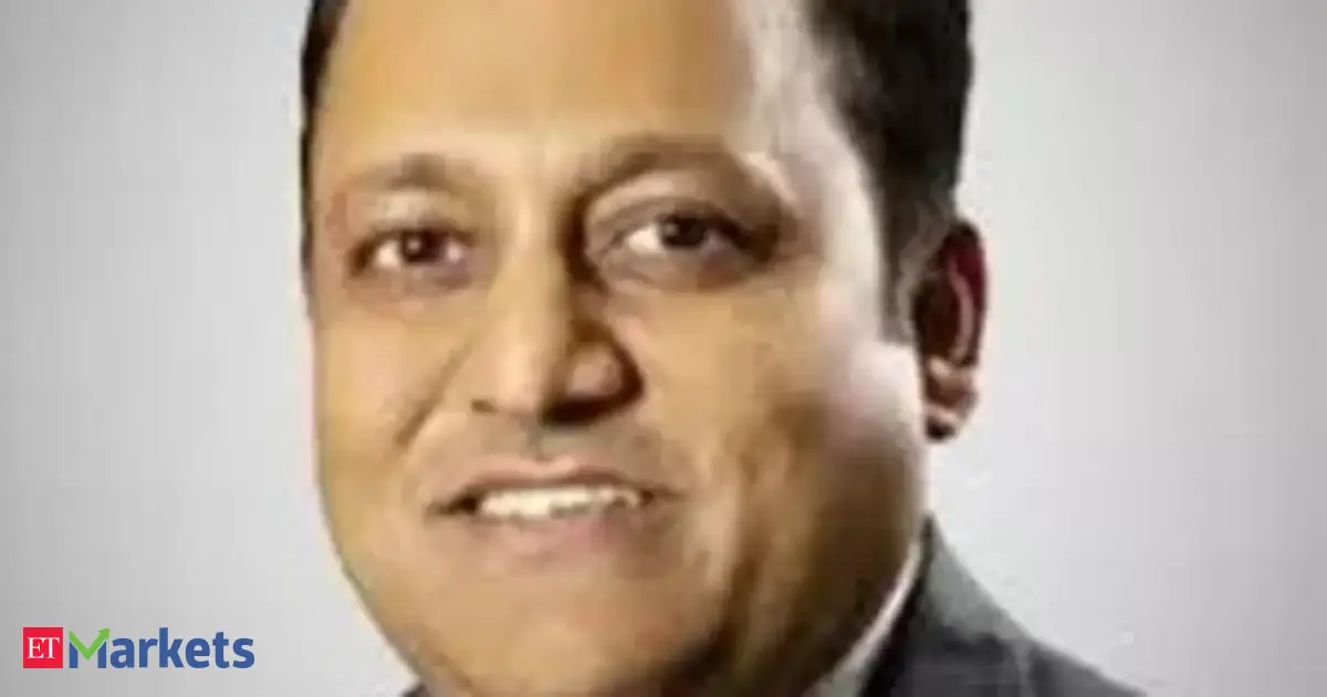Real Estate SIPs offer diversification without big-ticket property buys, says ANAROCK Capital’s Agarwal