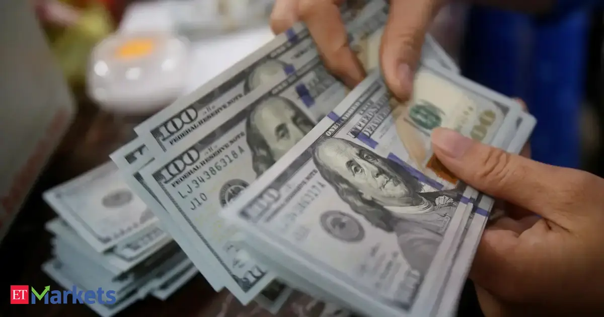 Dollar steady after rebound from 3-1/2-year low in post-Fed rollercoaster ride