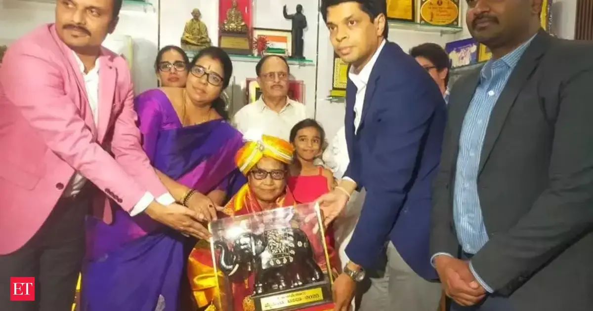 SC to hear plea against Karnataka's invitation to Booker winner Banu Mushtaq to inaugurate Mysuru Dasara