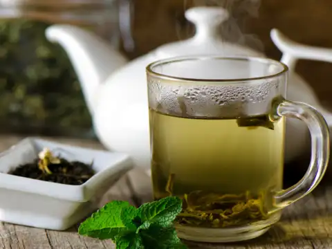 The Metabolism-Boosting Green Tea