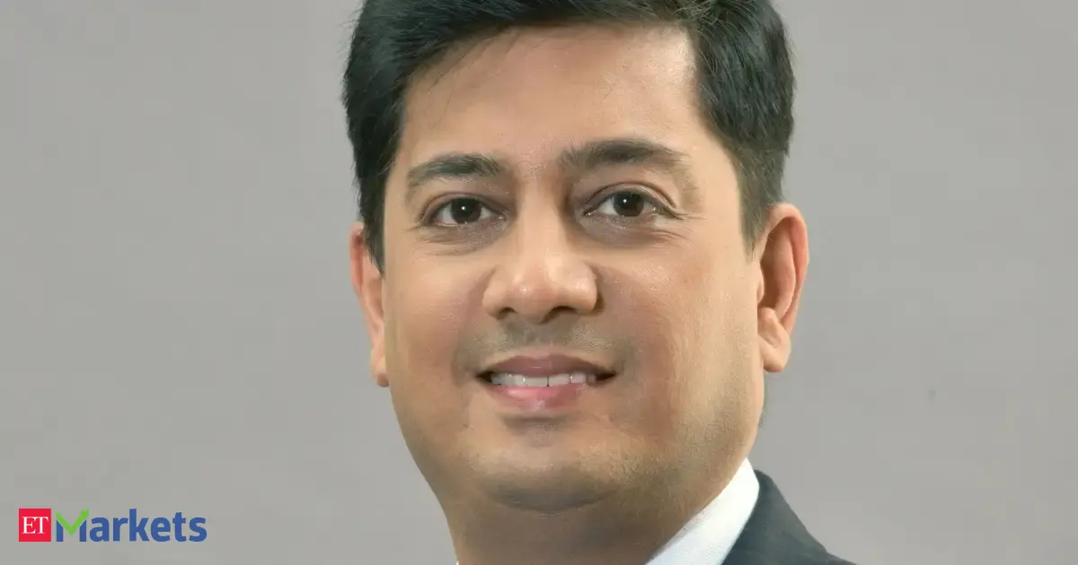 Kotak CIO Harsha Upadhyaya on why largecaps still offer best risk-reward in 2025