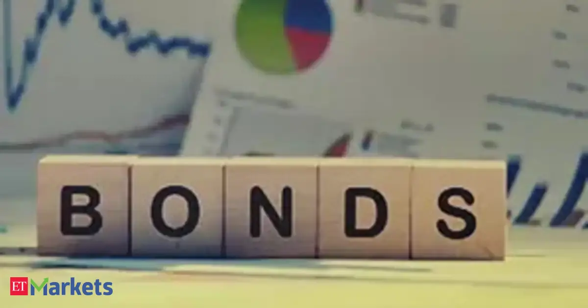 India bonds give up early gains, trade little changed