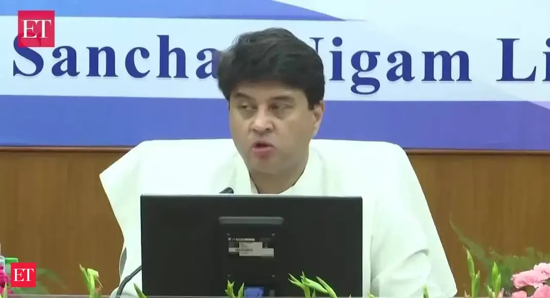 https://img.etimg.com/thumb/msid-124152135,width-1070,height-580,overlay-economictimes/videoshow.jpg