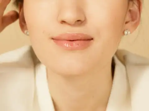 Glossy Lips