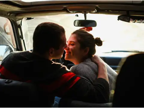  Kissing and bacteria transfer