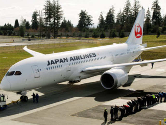Japan Airlines Boeing 787 airplane