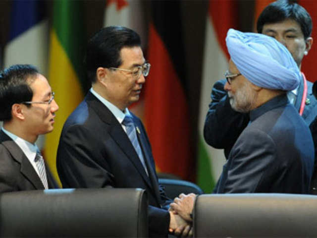 China's President & PM Manmohan Singh at Seoul