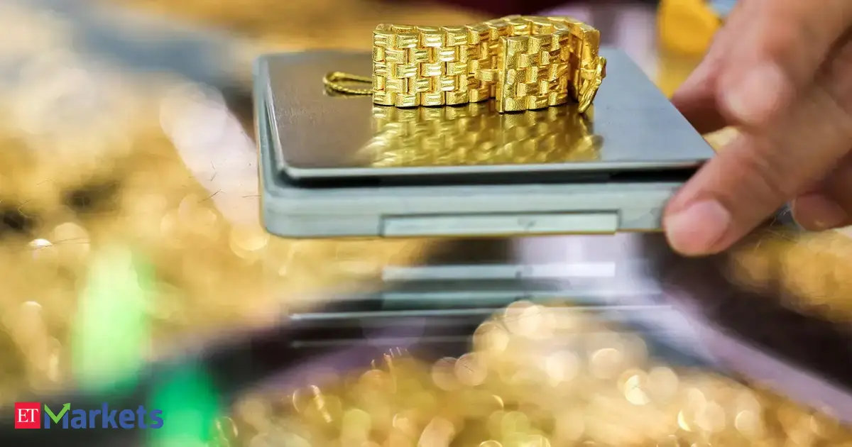Gold prices cool off after 3-day record run. Should you cash in or double down?