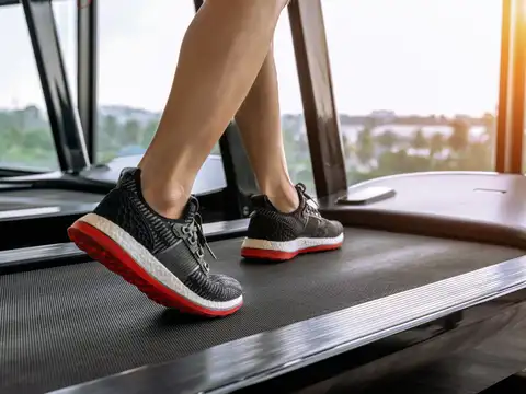Treadmill intervals: Boost metabolism