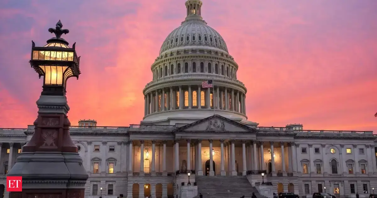 Government employees claim Federal Out-of-Office replies changed to slam Democrats