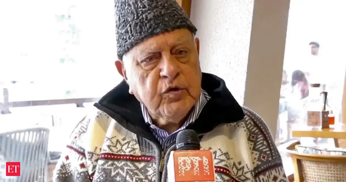 Former J&K CM Farooq Abdullah hospitalised in Srinagar