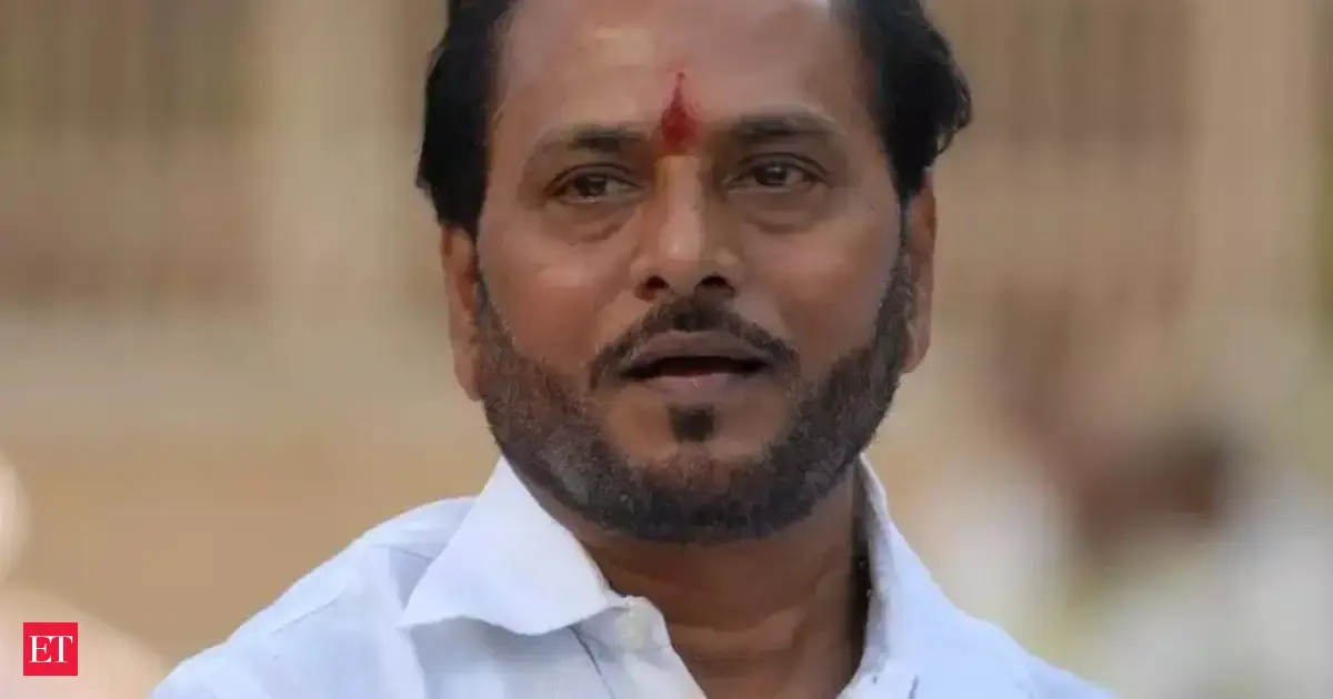 Shiv Sena feud escalates: Ramdas Kadam Claims Bal Thackeray died two days before the official date