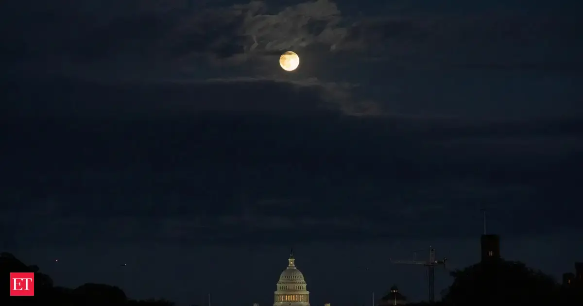 Why Harvest supermoon 2025 is unique; Extra high tides, coastal ...