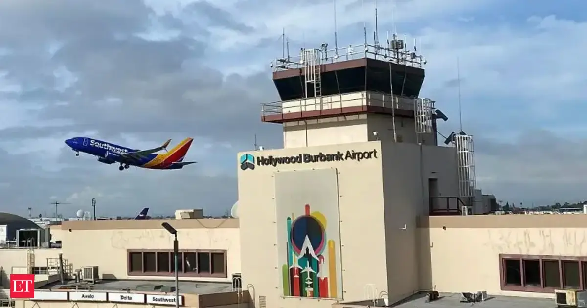 Government shutdown starts affecting Americans - multiple airports face delays, Burbank Airport ATC tower unmanned
