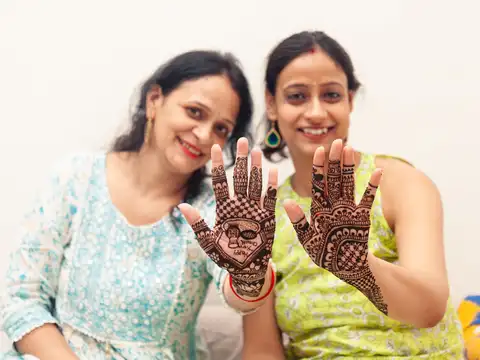 Personalized Mehendi Designs