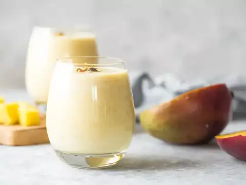  Kefir&ndash;fruit smoothie