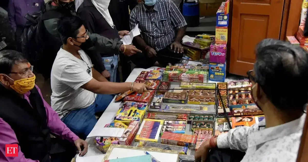 https://img.etimg.com/thumb/msid-124448991,width-1200,height-630,imgsize-188656,overlay-economictimes/articleshow.jpg