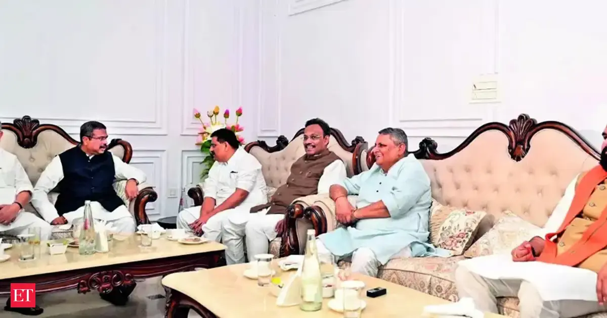 https://img.etimg.com/thumb/msid-124463893,width-1200,height-630,imgsize-53748,overlay-economictimes/articleshow.jpg