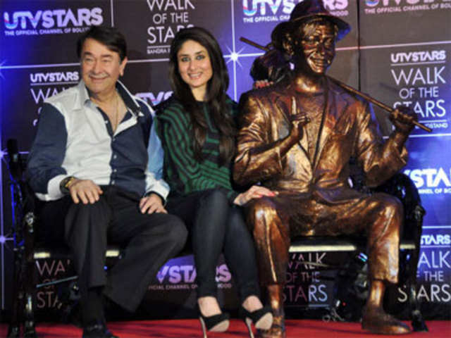 Kareena &  Randhir Kapoor attend the ’Walk of the Stars’ promenade launch