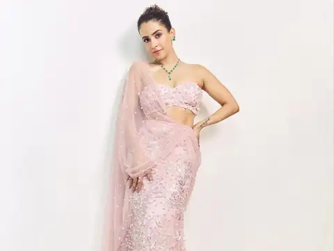 Sanya Malhotra&rsquo;s pink mermaid magic