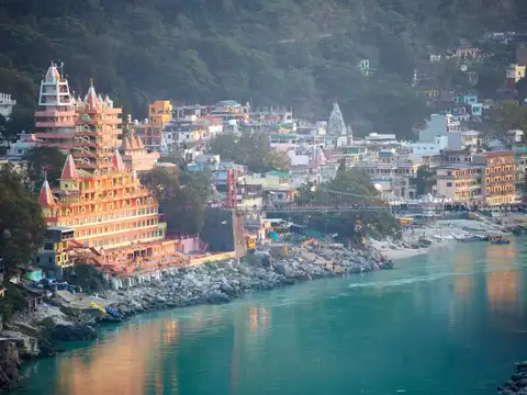  Rishikesh: adventure + yoga (₹3,600&ndash;₹5,600)
