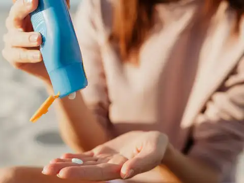 Moisturizing SPF and ceramides
