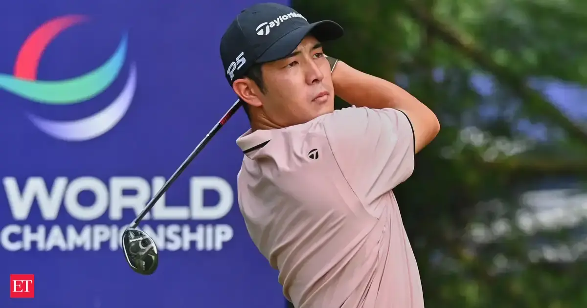 Japan's Nakajima shoots 65 to seize India lead from Fleetwood, Lowry