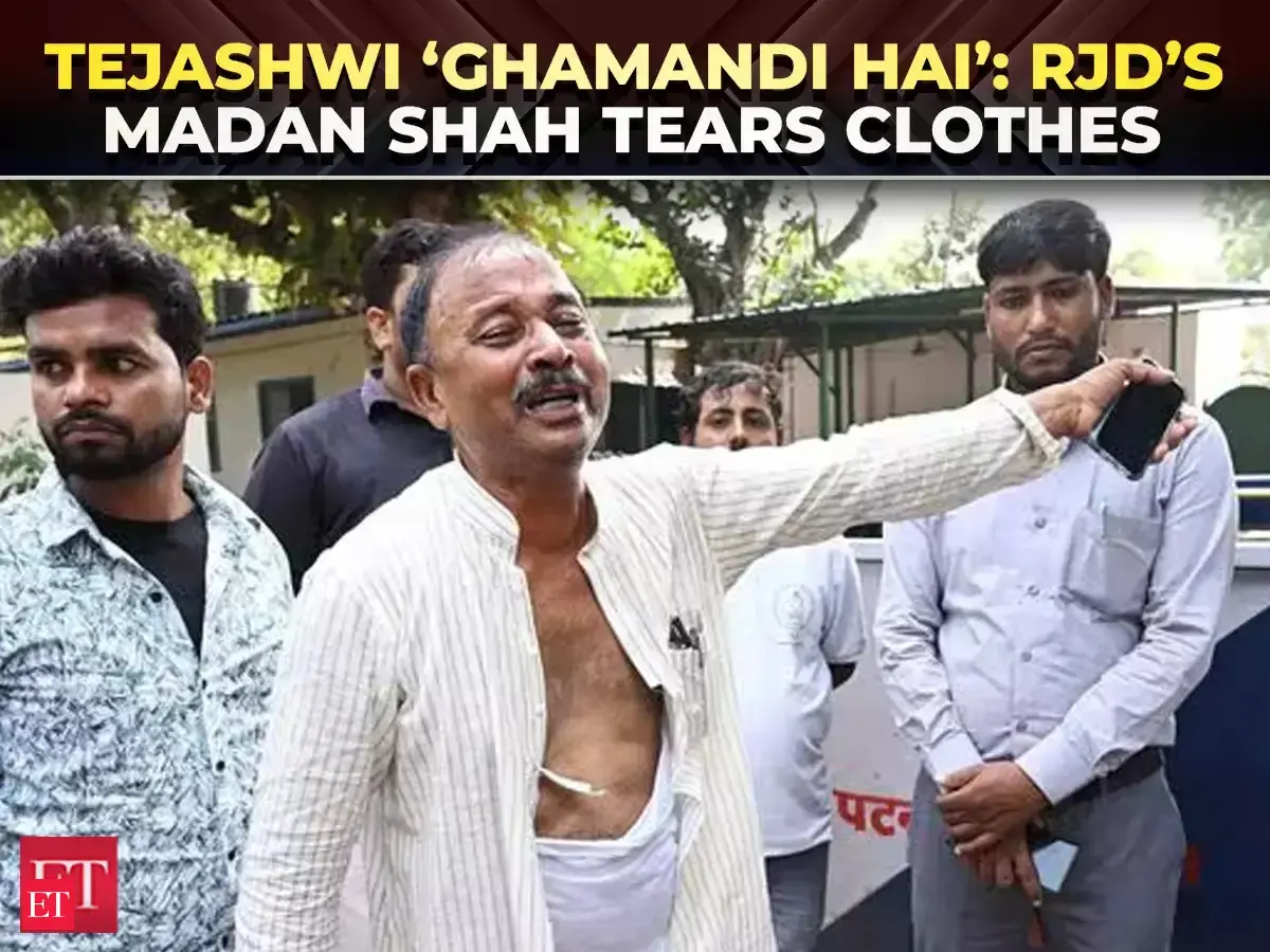 Tejashwi ‘ghamandi hai’: RJD’s Madan Shah tears clothes, breaks down ...