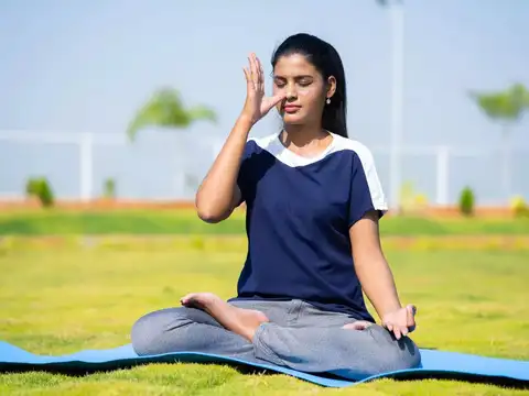  Slow nasal breathing (resonance 5&ndash;6 breaths/min)
