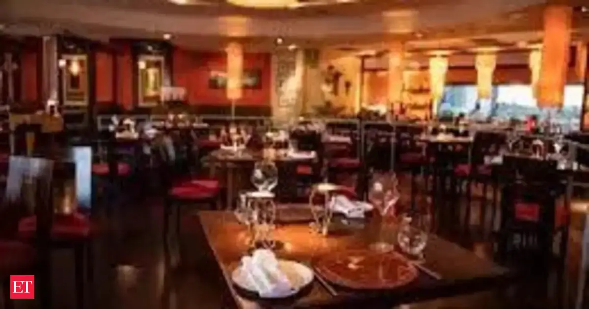 Dining out surges in India: UPI payments jump 34% as restaurants see record sales