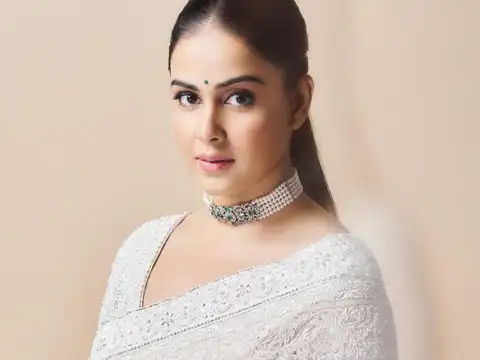 Genelia D&rsquo;Souza&rsquo;s chikankari elegance