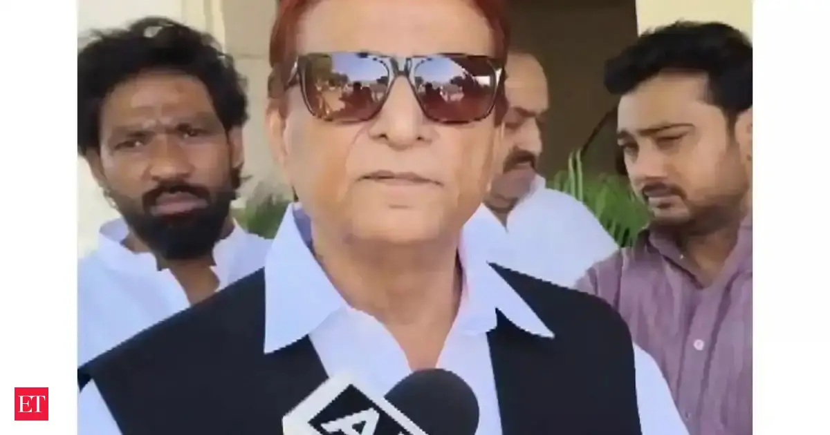 If not Tejashwi, who else can be the CM face?: Azam Khan backs Lalu's son to lead Mahagathbandhan