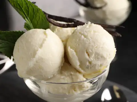 Custard apple ice cream