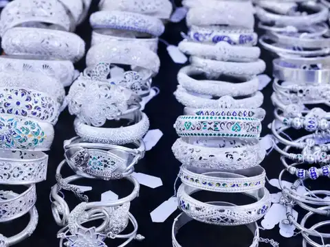 What it means for jewelry buyers and businesses
