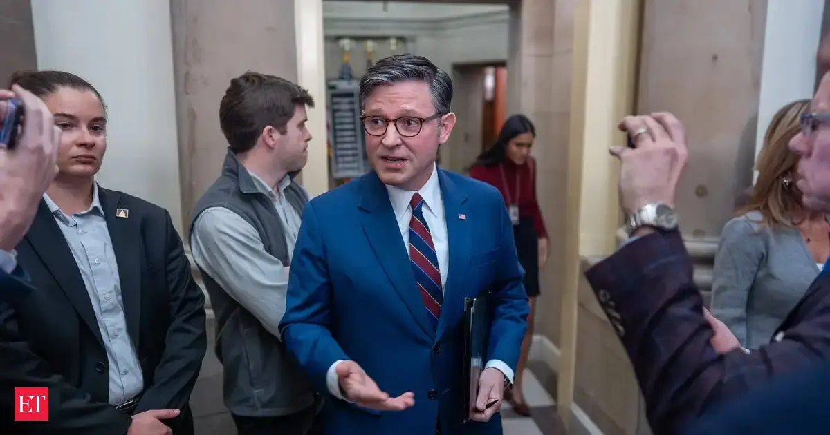 Trump disse que quer um terceiro mandato. O presidente da Câmara, Johnson, disse que ‘não há caminho’ Trump disse que quer um terceiro mandato. O presidente da Câmara, Johnson, disse que ‘não há caminho’