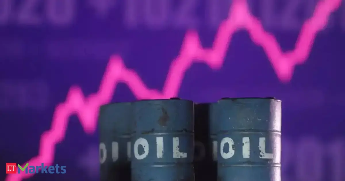 Oil edges up on US crude inventory draw