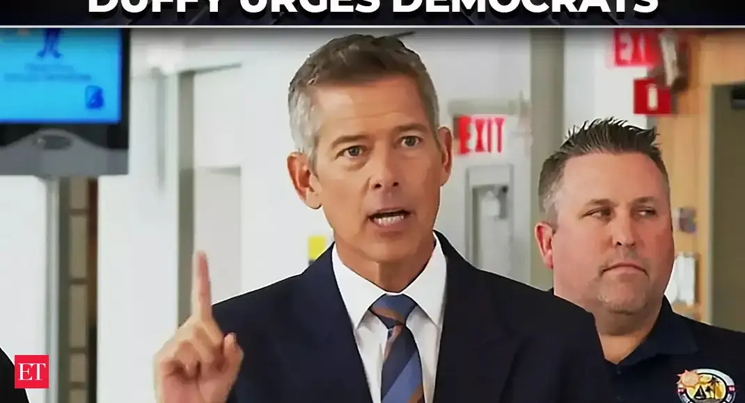 ‘আমাদের আকাশকে জিম্মি করবেন না…’: পরিবহন সচিব ডাফি ডেমোক্র্যাটদের সরকারকে পুনরায় চালু করার জন্য ভোট দেওয়ার আহ্বান জানিয়েছেন ‘আমাদের আকাশকে জিম্মি করবেন না…’: পরিবহন সচিব ডাফি ডেমোক্র্যাটদের সরকারকে পুনরায় চালু করার জন্য ভোট দেওয়ার আহ্বান জানিয়েছেন