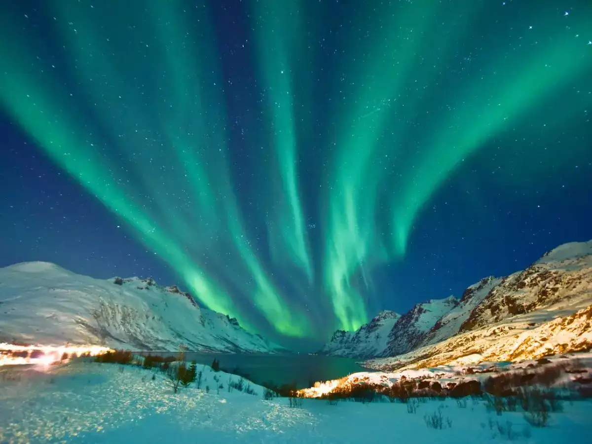 auroras.jpg