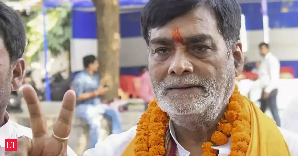 Ramkripal do BJP está enfrentando RJD MLA Ritlal Yadav preso no antigo território de Lalu Yadav. Ramkripal do BJP está enfrentando RJD MLA Ritlal Yadav preso no antigo território de Lalu Yadav.