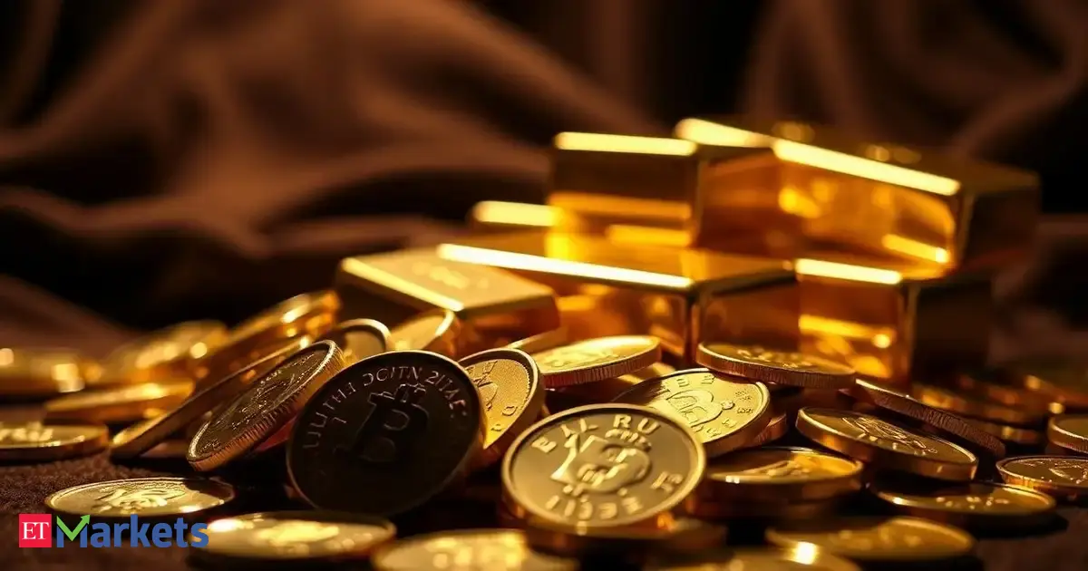 Gold loses shine as Fed dampens 2025 rate-cut hopes; prices tumble Rs 1,700 per 10 gm