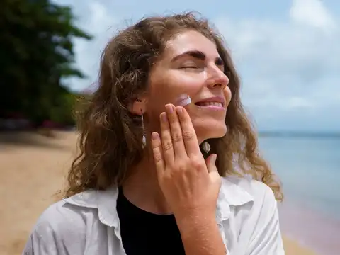 Tinted sunscreen for everyday glow