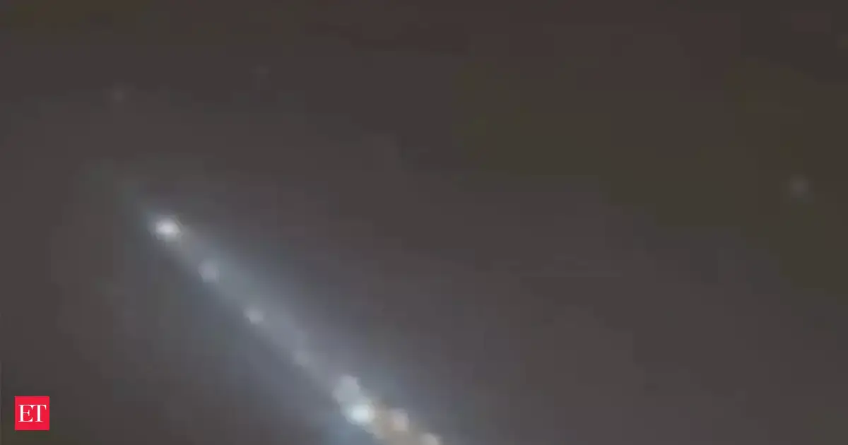 3I/ATLAS alien ship engine in overdrive? Harvard scientist claims interstellar comet is driven by ‘non-gravitational’ acceleration; here’s what he said after the comet reached closest to the sun 3I/ATLAS alien ship engine in overdrive? Harvard scientist claims interstellar comet is driven by ‘non-gravitational’ acceleration; here’s what he said after the comet reached closest to the sun