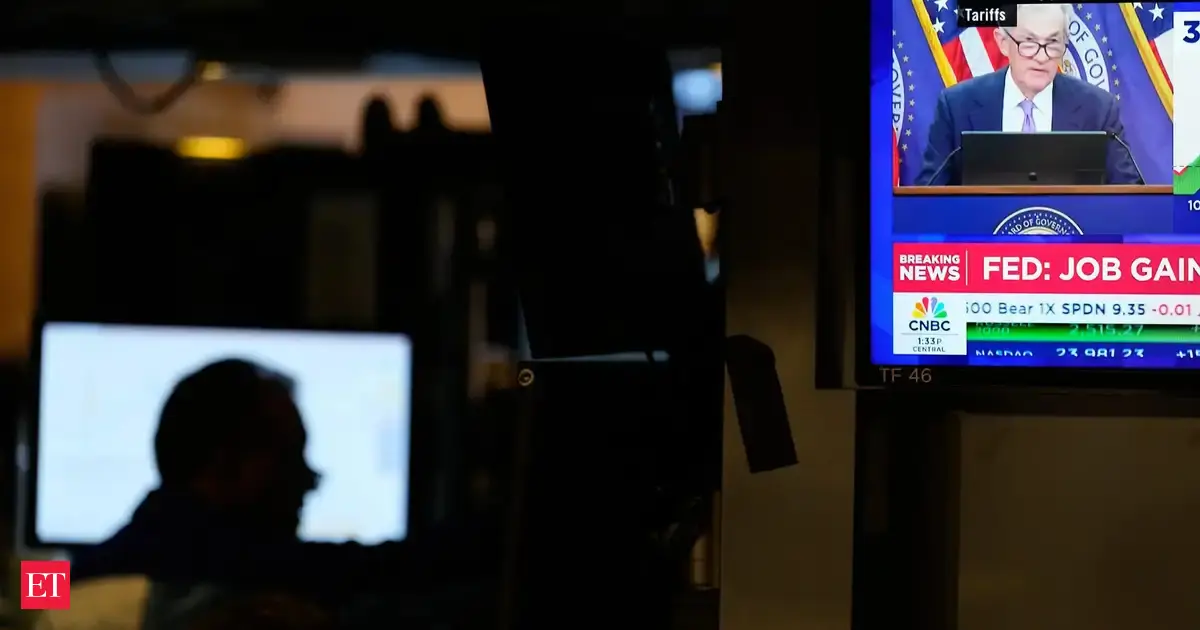 US Stock Market top gainers and losers on October 31: Amplitech Group sees 78% jump, RiverNorth/DoubleLine Strategic Opportunity Fund plunges by nearly 77%; here’s how NASDAQ …