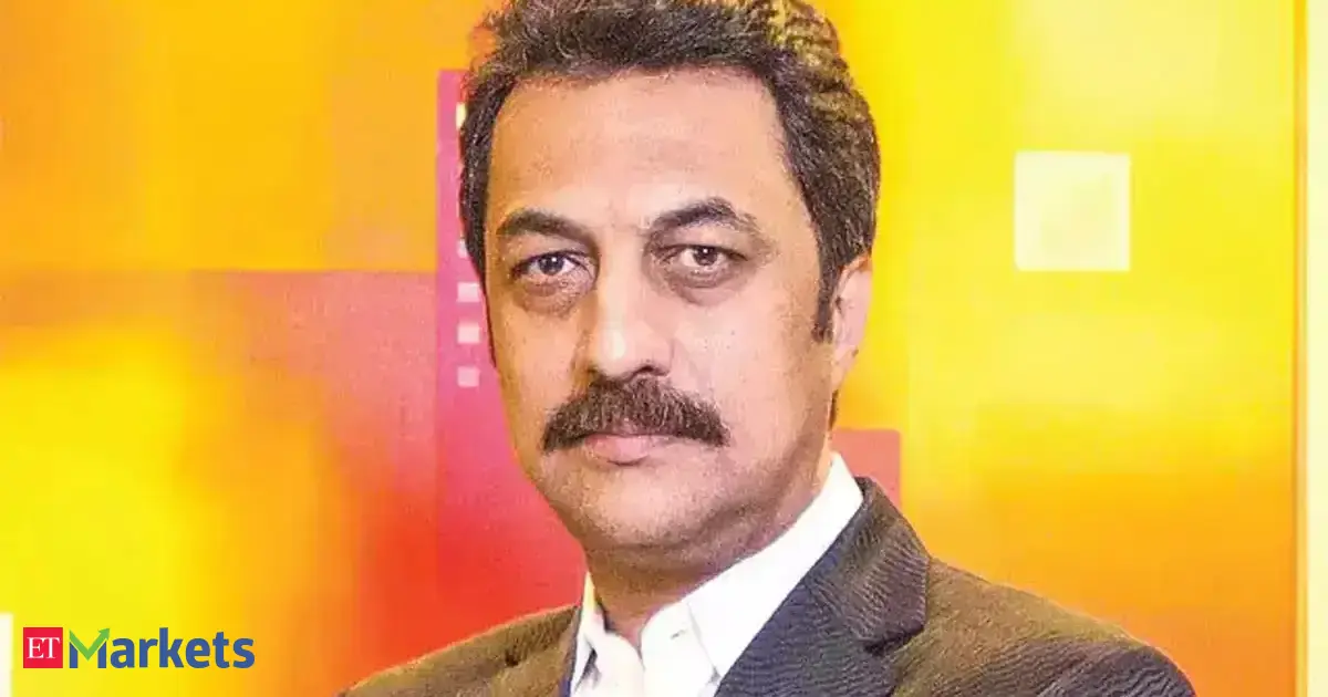 ‘Dumb money is chasing dumb IPOs’: Shankar Sharma on India's public markets amid Lenskart buzz