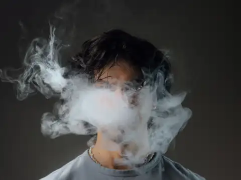 Vaping: A perfect 10 for hidden damage