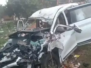 Uttar Pradesh: Six killed, 2 injured as car and truck collide in ...