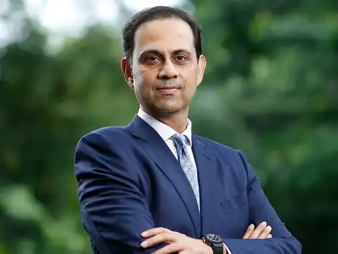  Rank 3: Bajaj family (₹446 crore)
