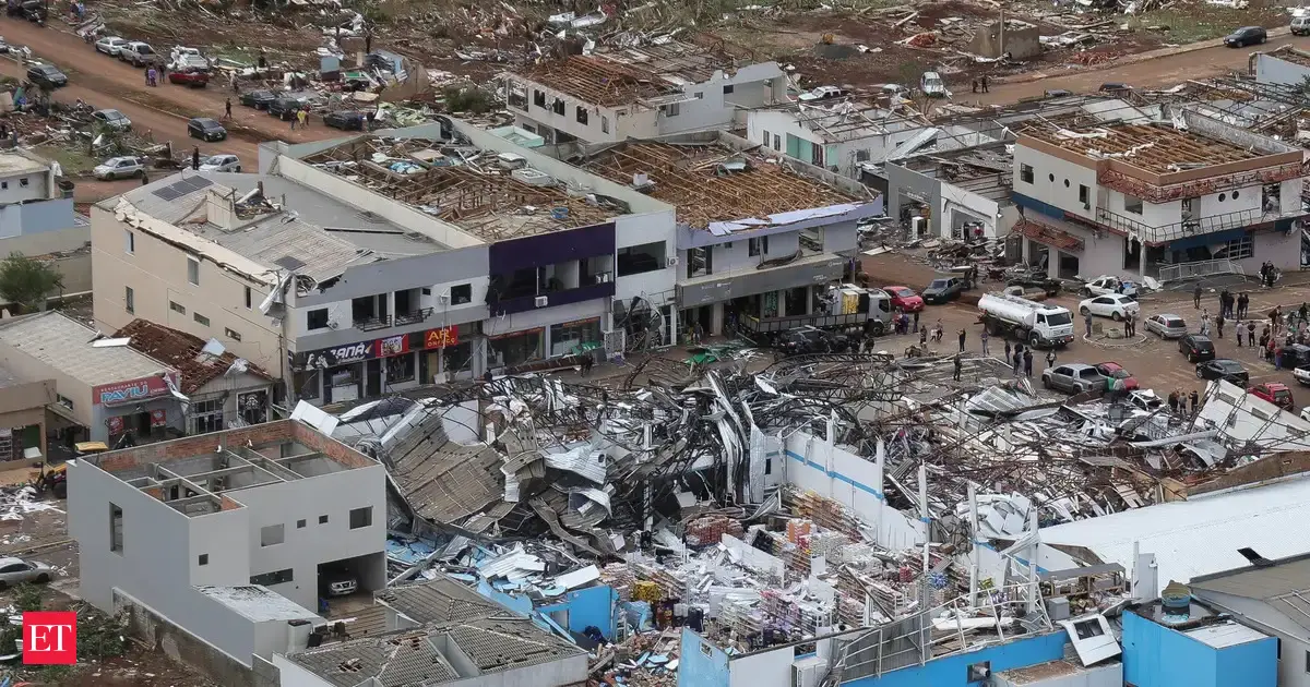 Tornado kills six, wrecks town in southern Brazil