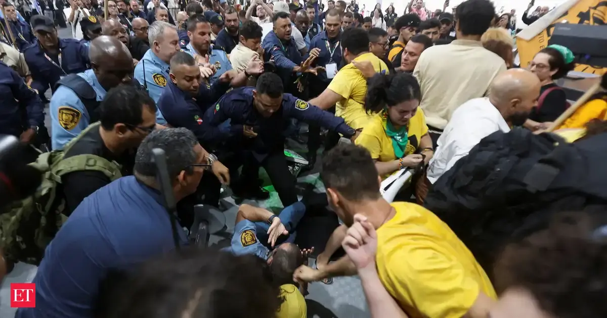 Protestos Chocam COP30: Indígenas Forçam Entrada e Confrontam Segurança em Belém!